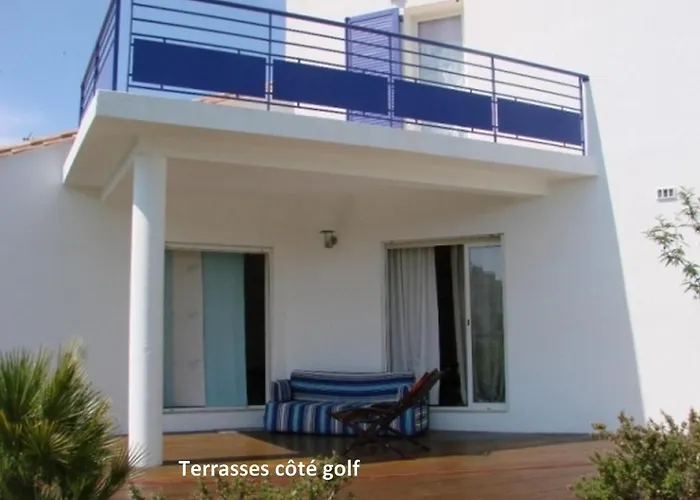 Jolie Avec Piscine Et Vue Panoramique Sur Le Golf Villa *