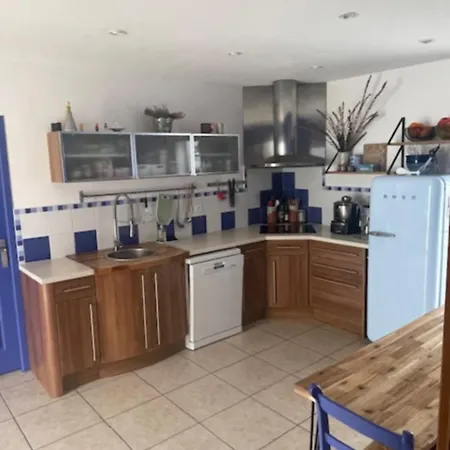 Jolie Avec Piscine Et Vue Panoramique Sur Le Golf