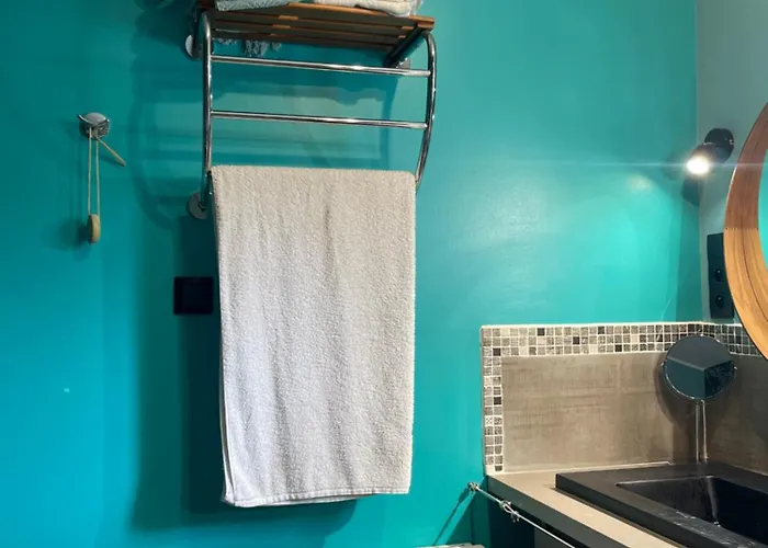 Jolie Avec Piscine Et Vue Panoramique Sur Le Golf Vila *