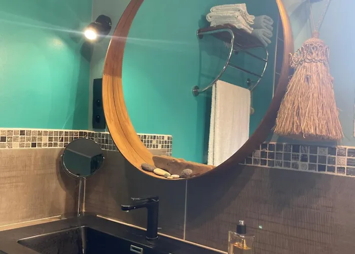 Jolie Avec Piscine Et Vue Panoramique Sur Le Golf Vila