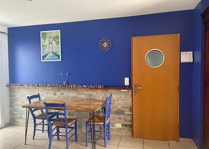 Jolie Avec Piscine Et Vue Panoramique Sur Le Golf Vila *