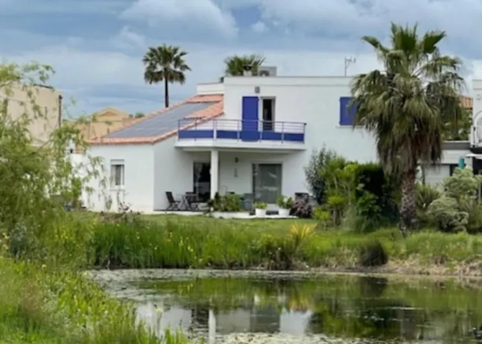 Vila Jolie Avec Piscine Et Vue Panoramique Sur Le Golf *