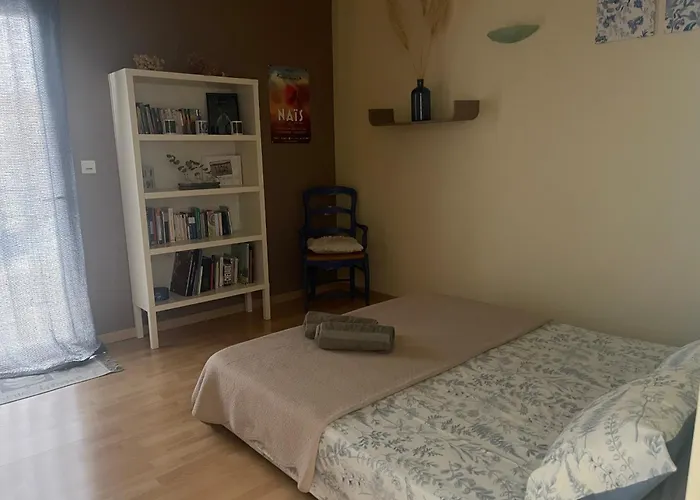 Jolie Avec Piscine Et Vue Panoramique Sur Le Golf Vila