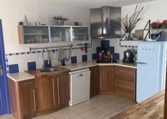 Jolie Avec Piscine Et Vue Panoramique Sur Le Golf