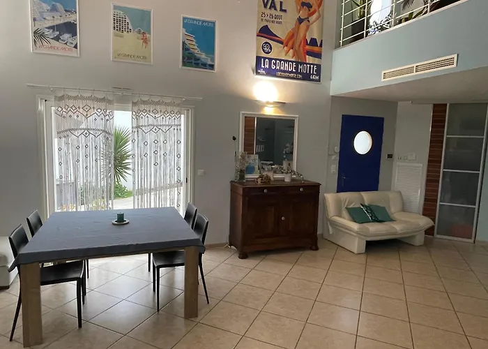 Jolie Avec Piscine Et Vue Panoramique Sur Le Golf *